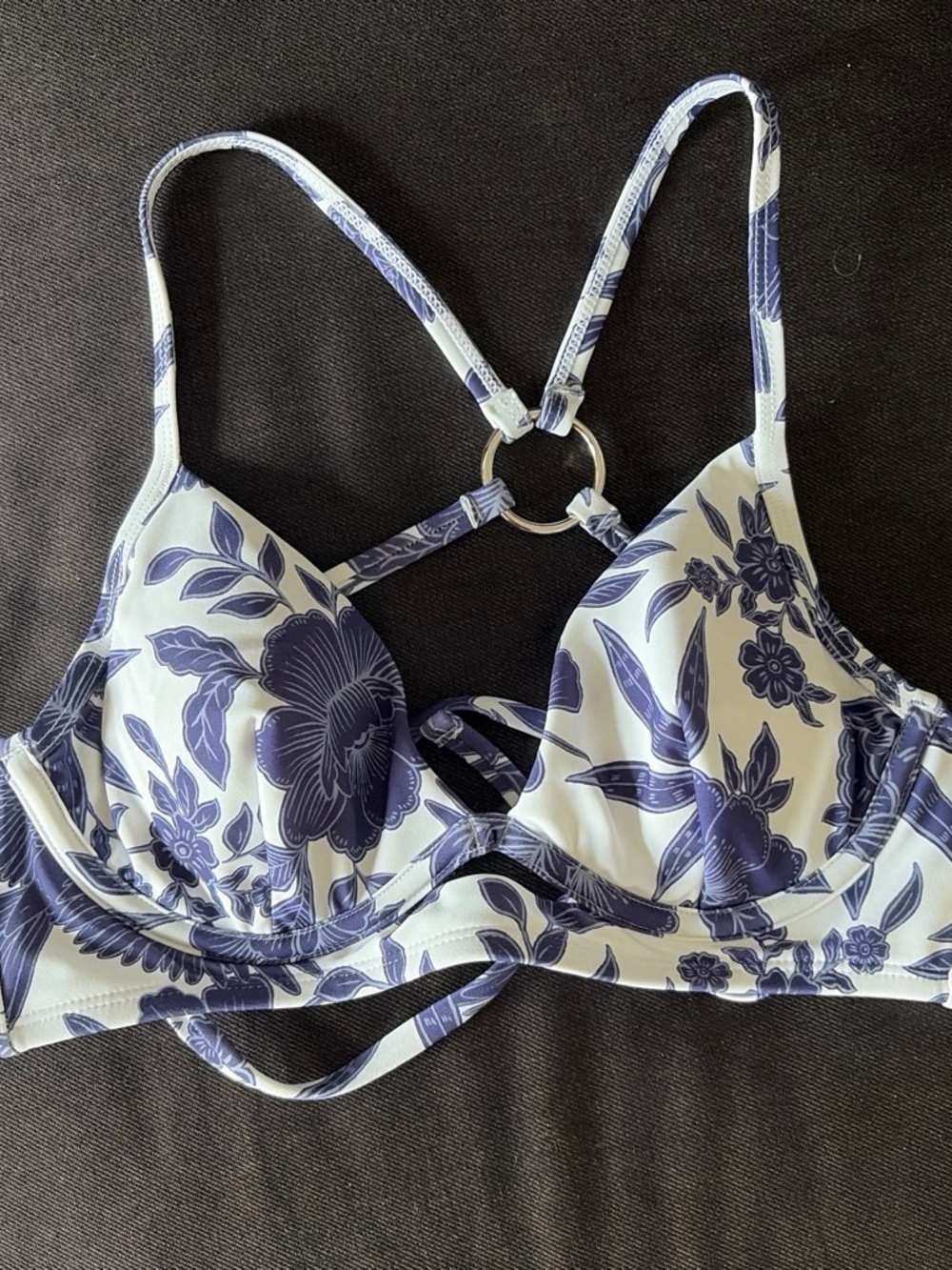 Cupshe Blue and White Floral Underwire Bikini Top